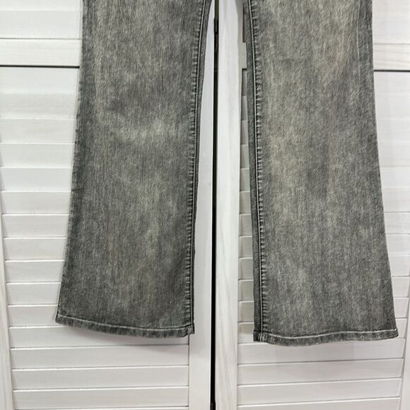 Chico’s Bootcut Jeans Size 0.5 (6) Ultimate Fit Barely Flare Denim - Picture 3 of 16